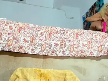 Bornforporn_  live sex cam