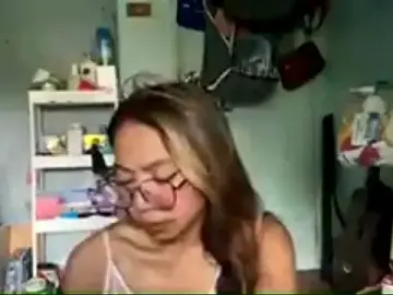Elarisserose  live sex cam
