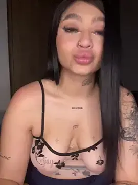 Whitiie  live sex cam