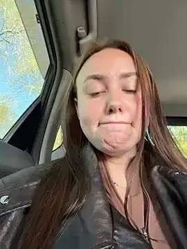 KiraSunshine  live sex cam