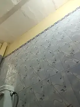 KittyBby14  live sex cam