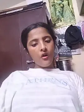 KittyBby14  live sex cam