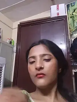 KittyBby14  live sex cam