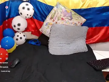 Taliana21  live sex cam