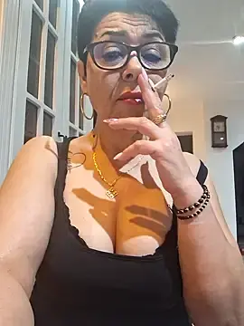 Rosie69  live sex cam