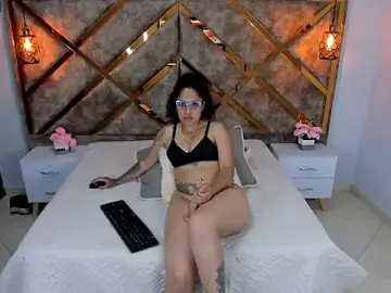 Emma_gk  live sex cam