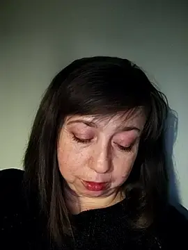 MaryKiki5619  live sex cam