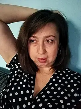 MaryKiki5619  live sex cam
