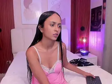 Millieskinny18  live sex cam