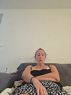 Wisie_Cutie  live sex cam
