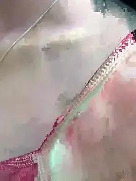 Mit0-77  live sex cam