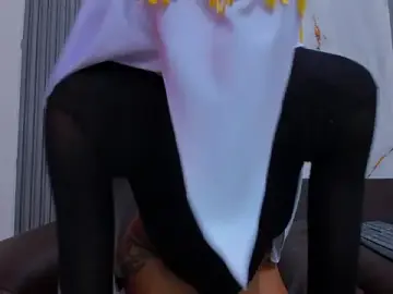 Nahid_Petitee  live sex cam