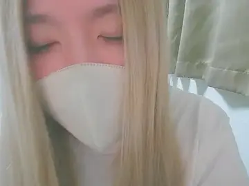 Remi_official  live sex cam