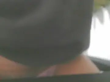 Remi_official  live sex cam