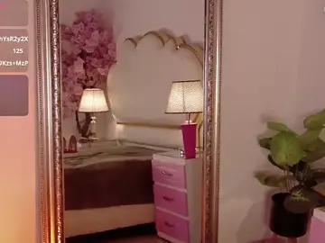 SenniaBella  live sex cam