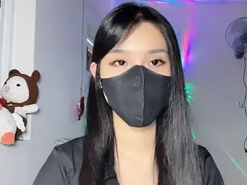 Tieu-May  live sex cam