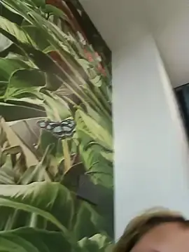Tuii-1  live sex cam