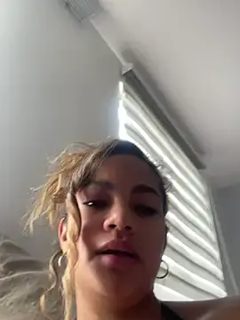 Abbybradd  live sex cam