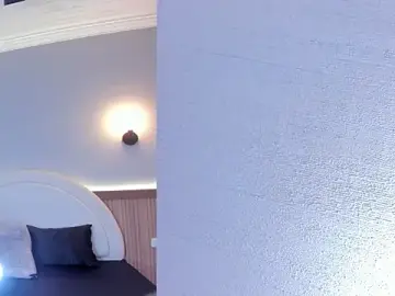 Emilytowzen  live sex cam