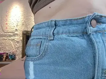 Megancero  live sex cam