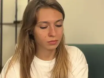 LovelyKatea  live sex cam