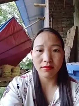 Na19tui  live sex cam