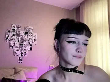 Dieonisiaaaa  live sex cam