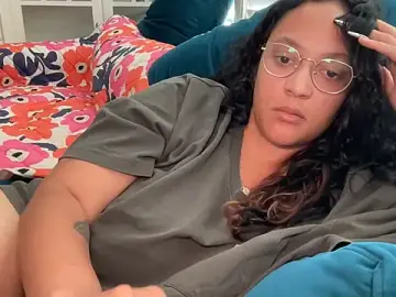 Dreamyriri  live sex cam