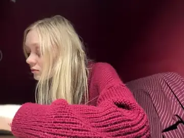 Moonlight_fiend  live sex cam