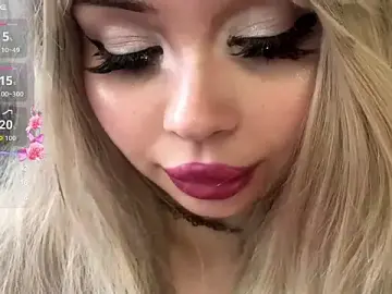 Moonluv33  live sex cam