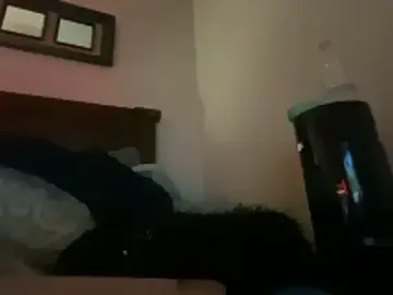 Brooke012  live sex cam