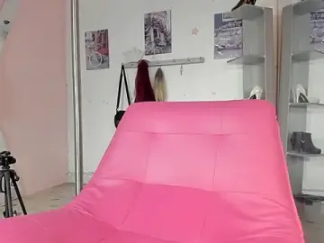 CAMILA--REY  live sex cam