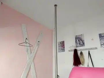 CAMILA--REY  live sex cam