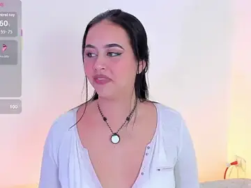 Iris_Alana  live sex cam