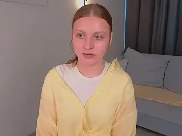 LauraaJohnson  live sex cam