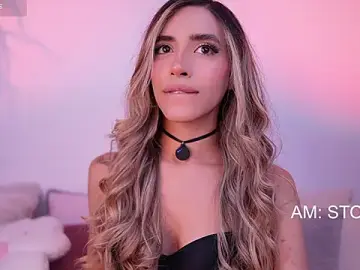 StormiRusso  live sex cam