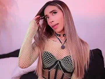 StormiRusso  live sex cam