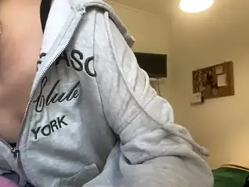 YelenaMohrman  live sex cam