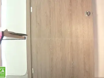 Aidaadams  live sex cam