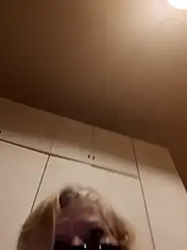 Bodymia  live sex cam