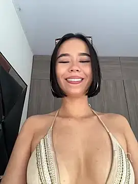 Merlin-18  live sex cam