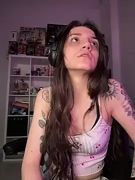 Sweethoney03  live sex cam