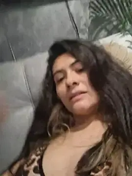 AshleyyHall  live sex cam