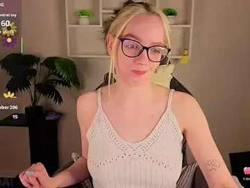 R0cket_bunny  live sex cam