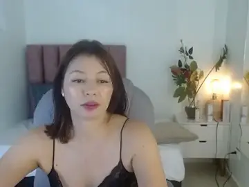 Isabella_roja  live sex cam
