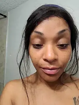 Mariah2299  live sex cam