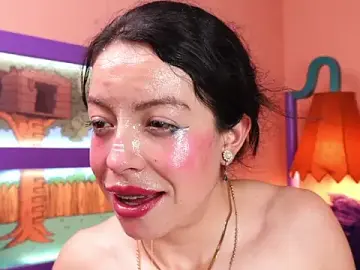 Miss__wanda  live sex cam