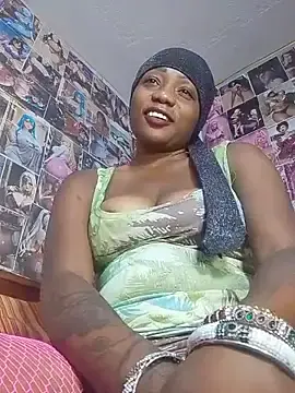Surayah  live sex cam