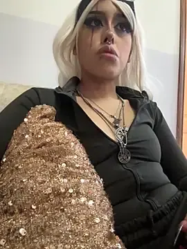 Bunny_O  live sex cam