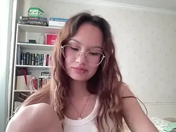JoyceMonroe_1  live sex cam